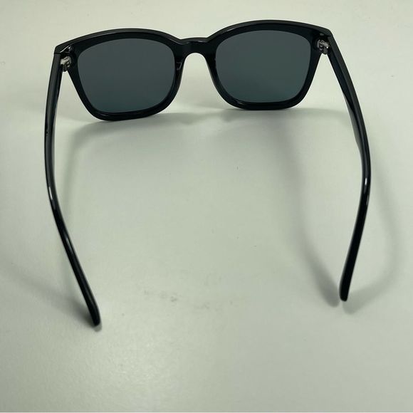 CRULLÉ 1754 Polarized Sunglasses - Picture 8 of 14